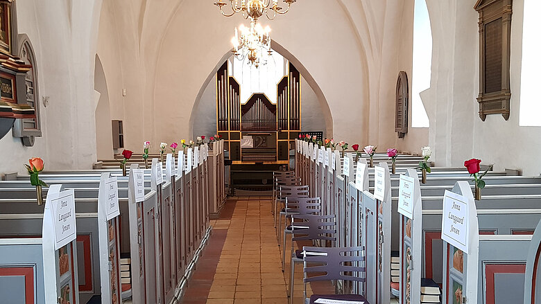 Opstilling til konfirmation i Solrød Kirke
